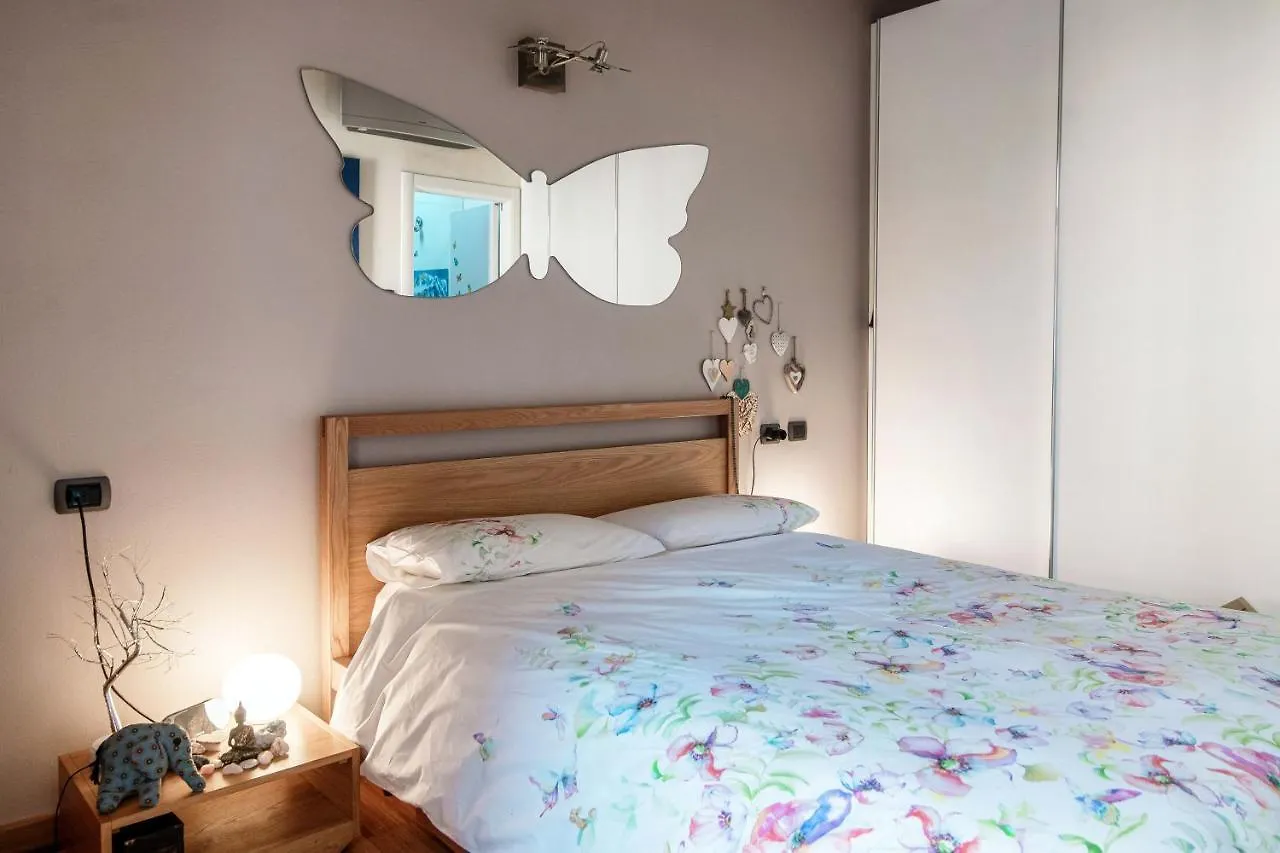 Joivy Isotta'S House With 2 Cosy Balconies Apartment Como