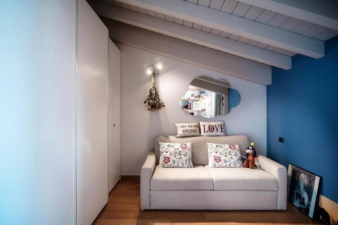 Joivy Isotta'S House With 2 Cosy Balconies Apartment Como Italy